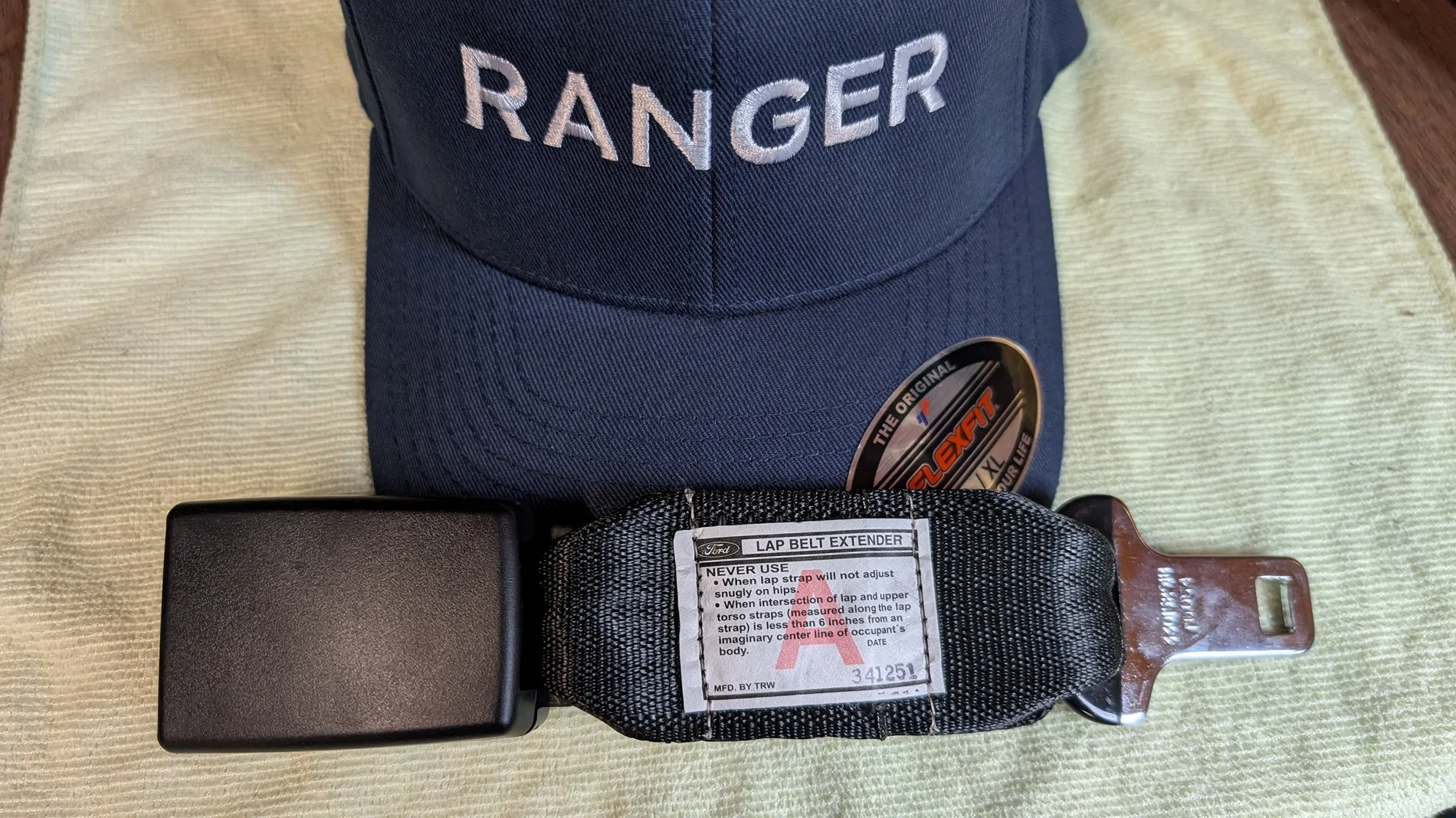 Ford Ranger OEM 24-26+ Ranger Custom stand-up and lay down seatbelt extenders PXL_20251024_180256422.MP