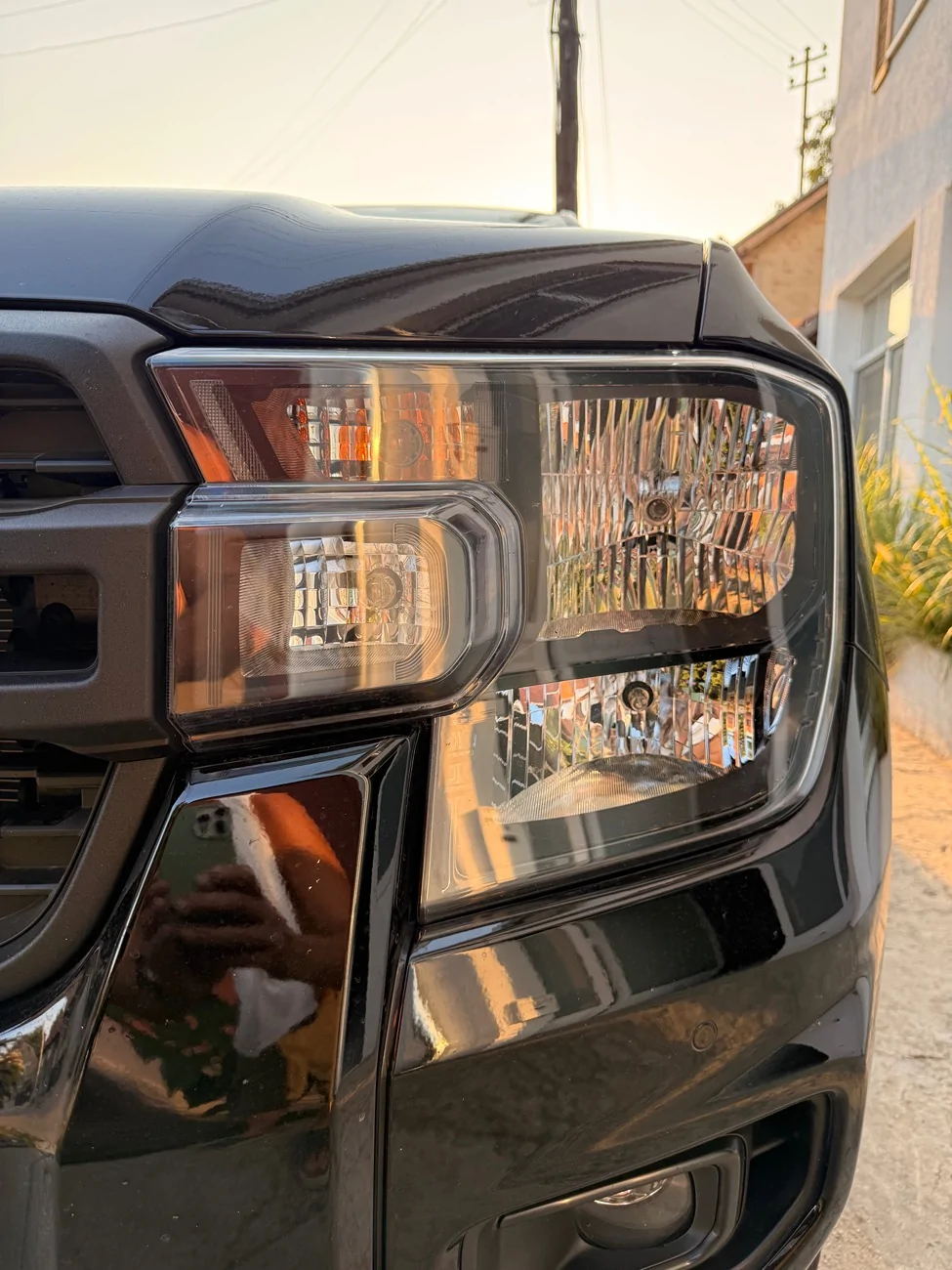 Upgrading Halogen Headlights to OEM-Style LED Signature on EU Ranger ...