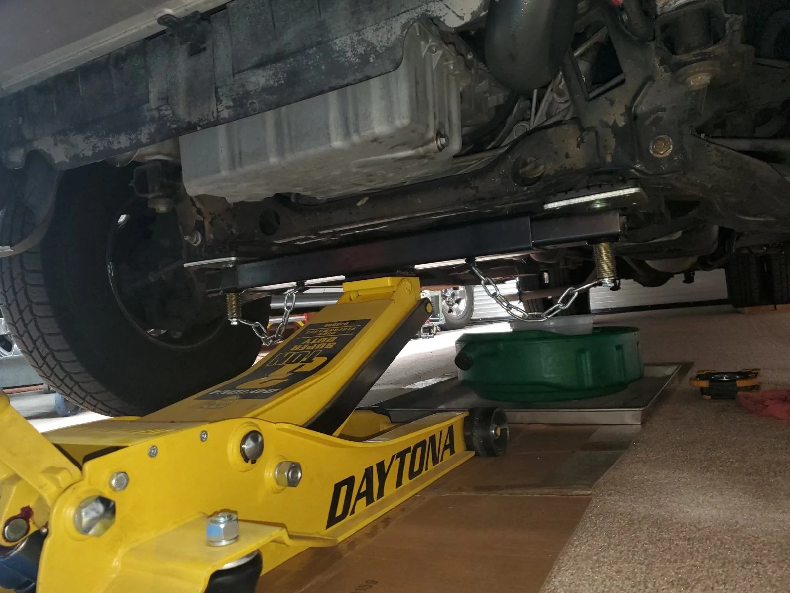 Ford Ranger Coating open metal on Chassis/Frame. Touch Up. HF cross beam