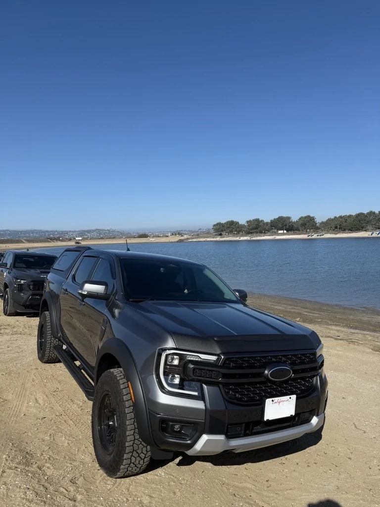 Ford Ranger Maxliner Venture Canopy Installed on 2025 Ranger Raptor Image (1)