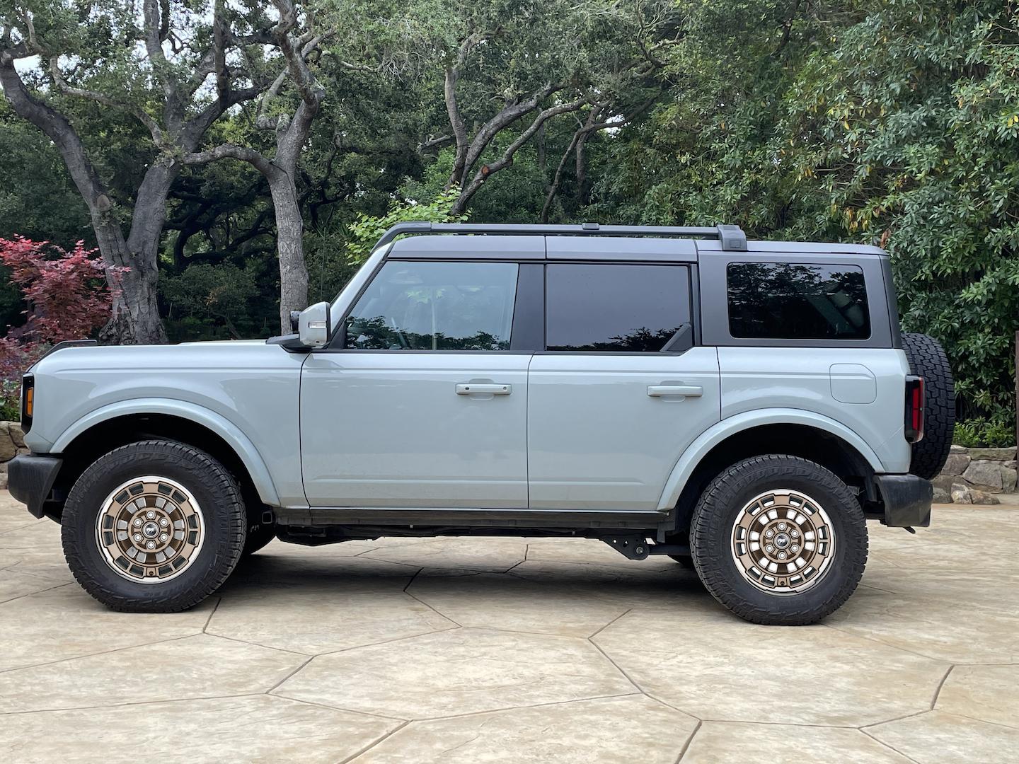 Ford Ranger Lots of new Ford OEM wheels options compatible with our Rangers. 521538-f83b4c3e698f921d3464bfc82bb1bc1f