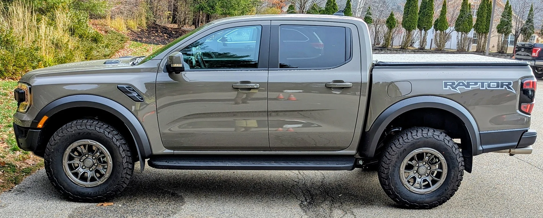 Ford Ranger Lots of new Ford OEM wheels options compatible with our Rangers. d259edb5-d320-4faa-b85e-592c9dc4e92b~1