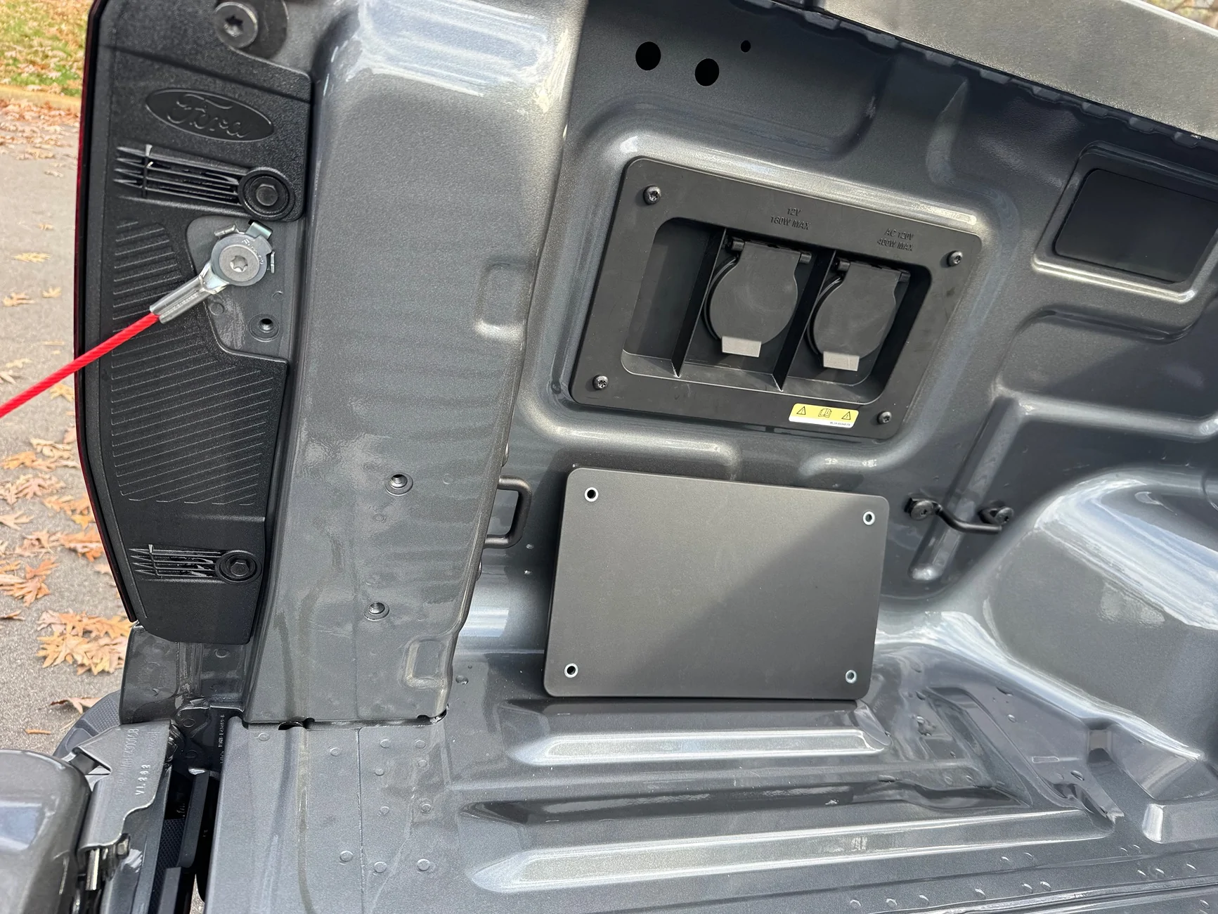 Ford Ranger 2025 Ranger - need help identifying wire harnesses under truck bed IMG_3455
