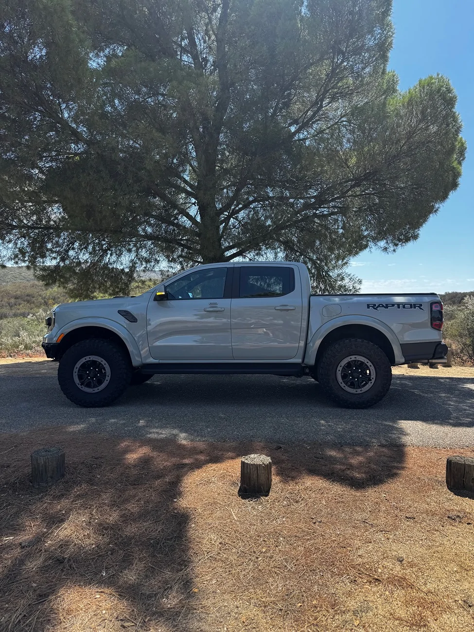 Ford Ranger 2024+ RR Color Matched Fender Flares? IMG_3282