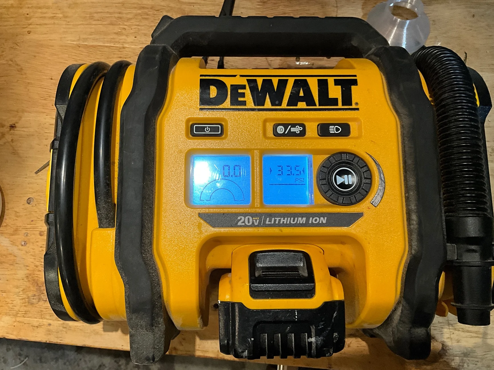 Ford Ranger Portable Digital Display Tire Inflator imag