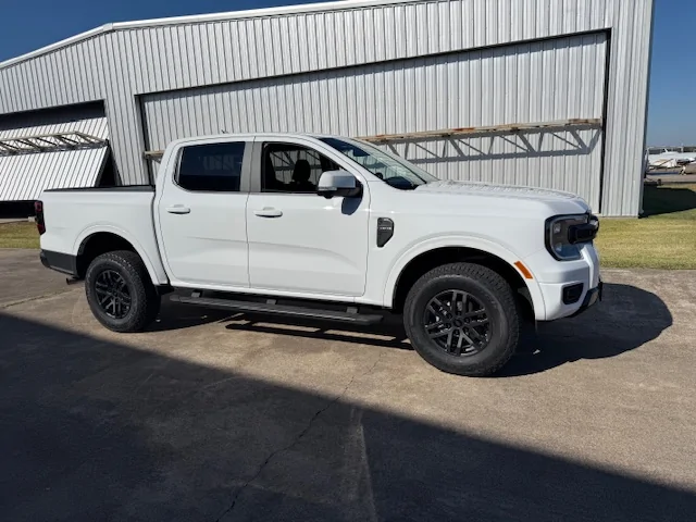 Ford Ranger Oxford White Rangers 25 Oxford w 2
