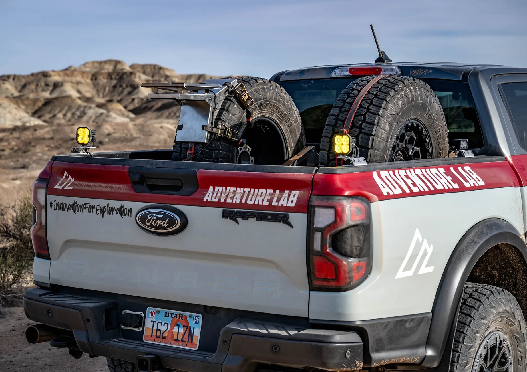Ford Ranger Bedside LED Pod Brackets-1.webp