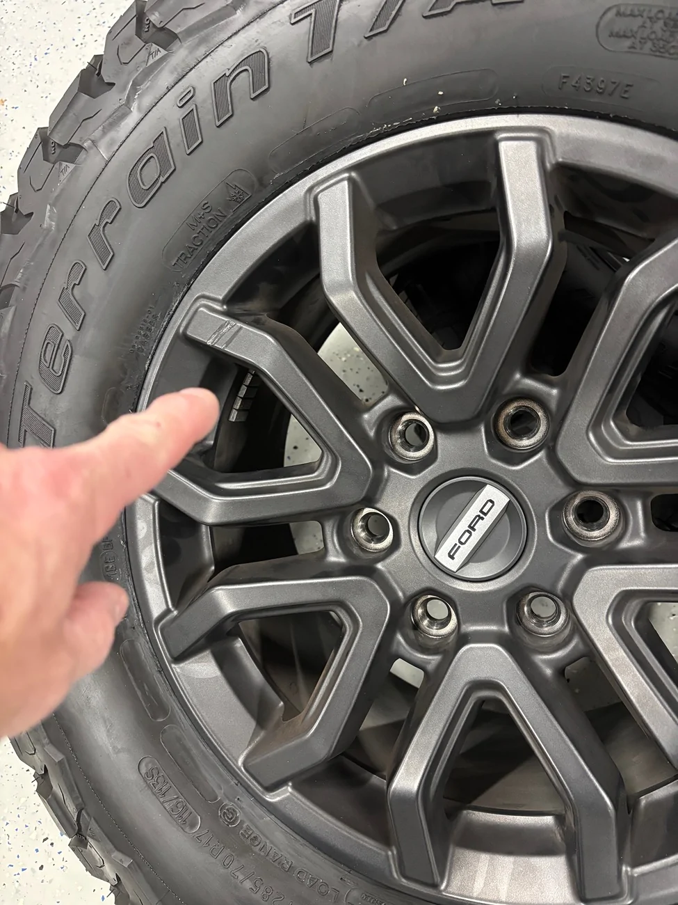 Ford Ranger 4 OEM  2025 Ford Ranger Raptor wheels and tires IMG_2600
