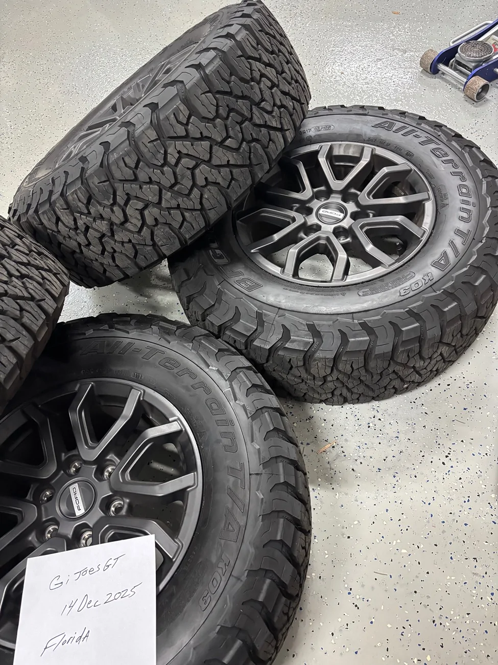 Ford Ranger 4 OEM  2025 Ford Ranger Raptor wheels and tires IMG_2601