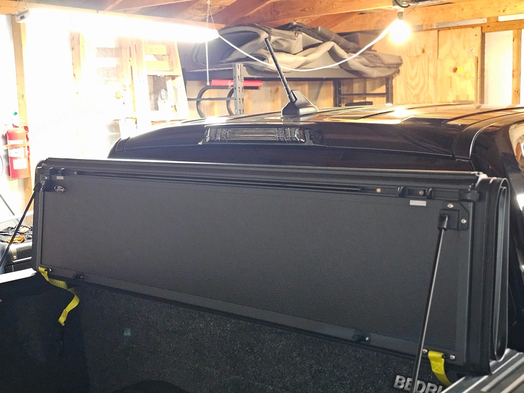 Ford Ranger Leer HF650M Hard Folding 4-Panel Truck Bed Cover 20251125_151309