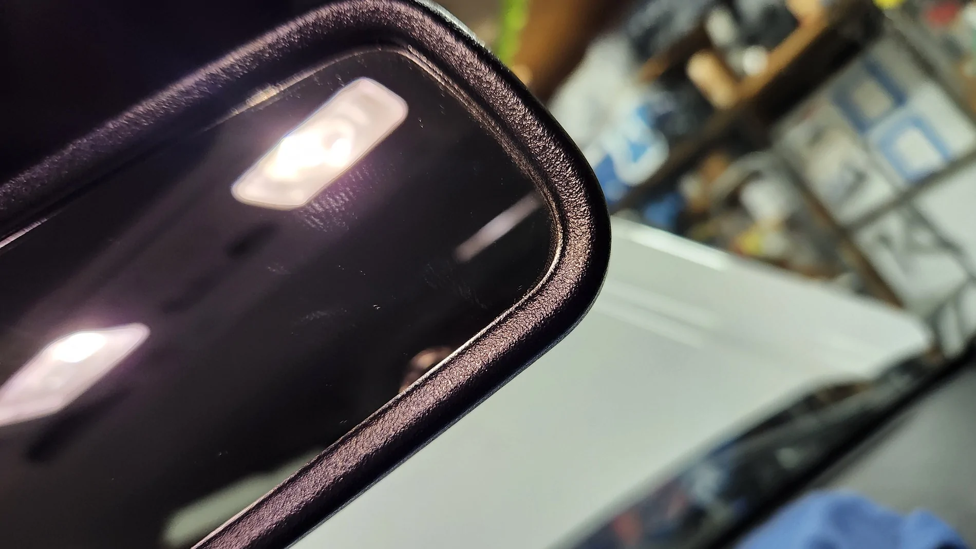 Ford Ranger Fingerprints inside mirror mirror2