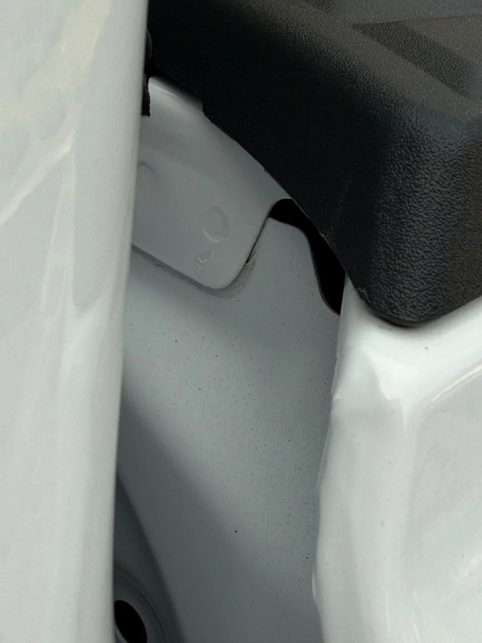 Ford Ranger Waterproof tonneau cover IMG_3919