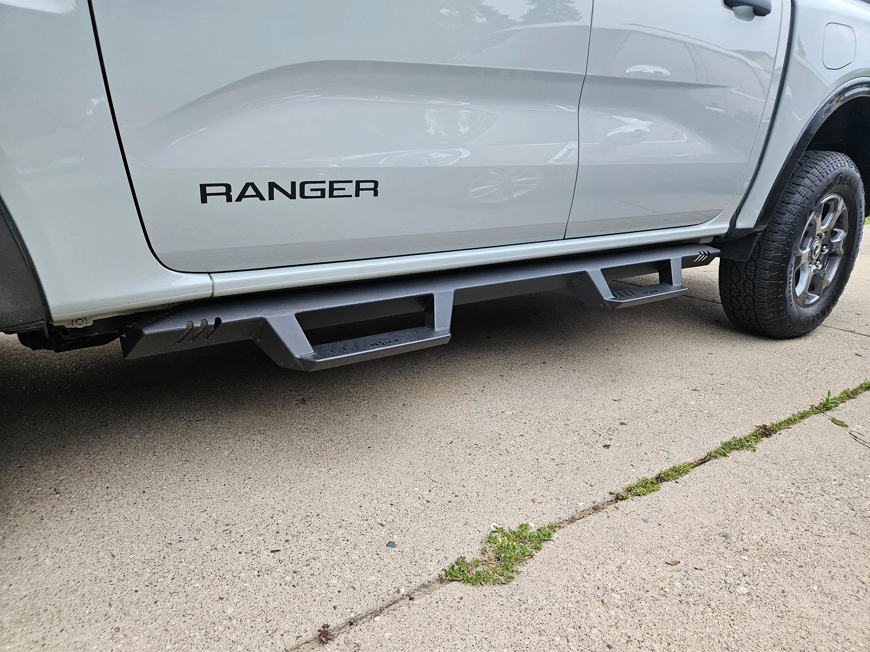 Ford Ranger Side Steps: N-Fab Black EpYx 20250716_071431