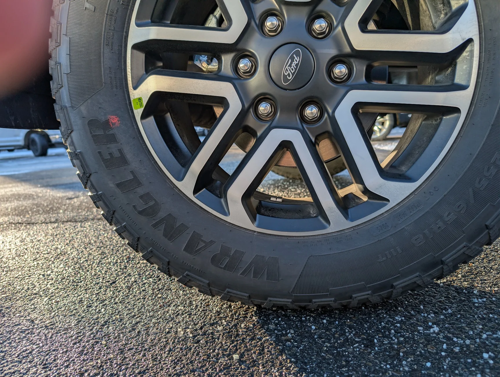 Ford Ranger 2025 Lariat 18" Wheels and Like-New Tires PXL_20251231_164743206