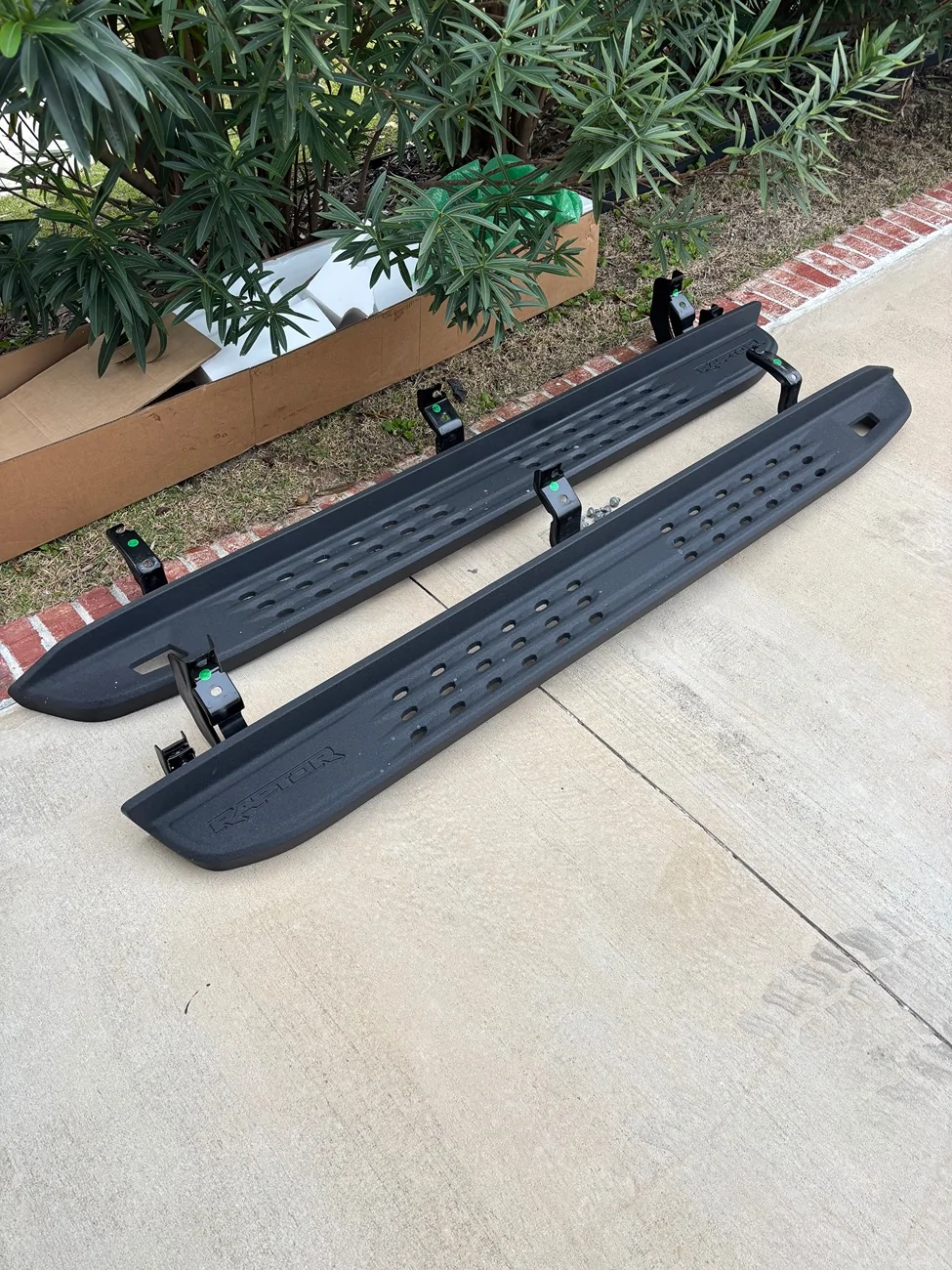 Ford Ranger Side running boards Ranger Raptor OEM IMG_3004