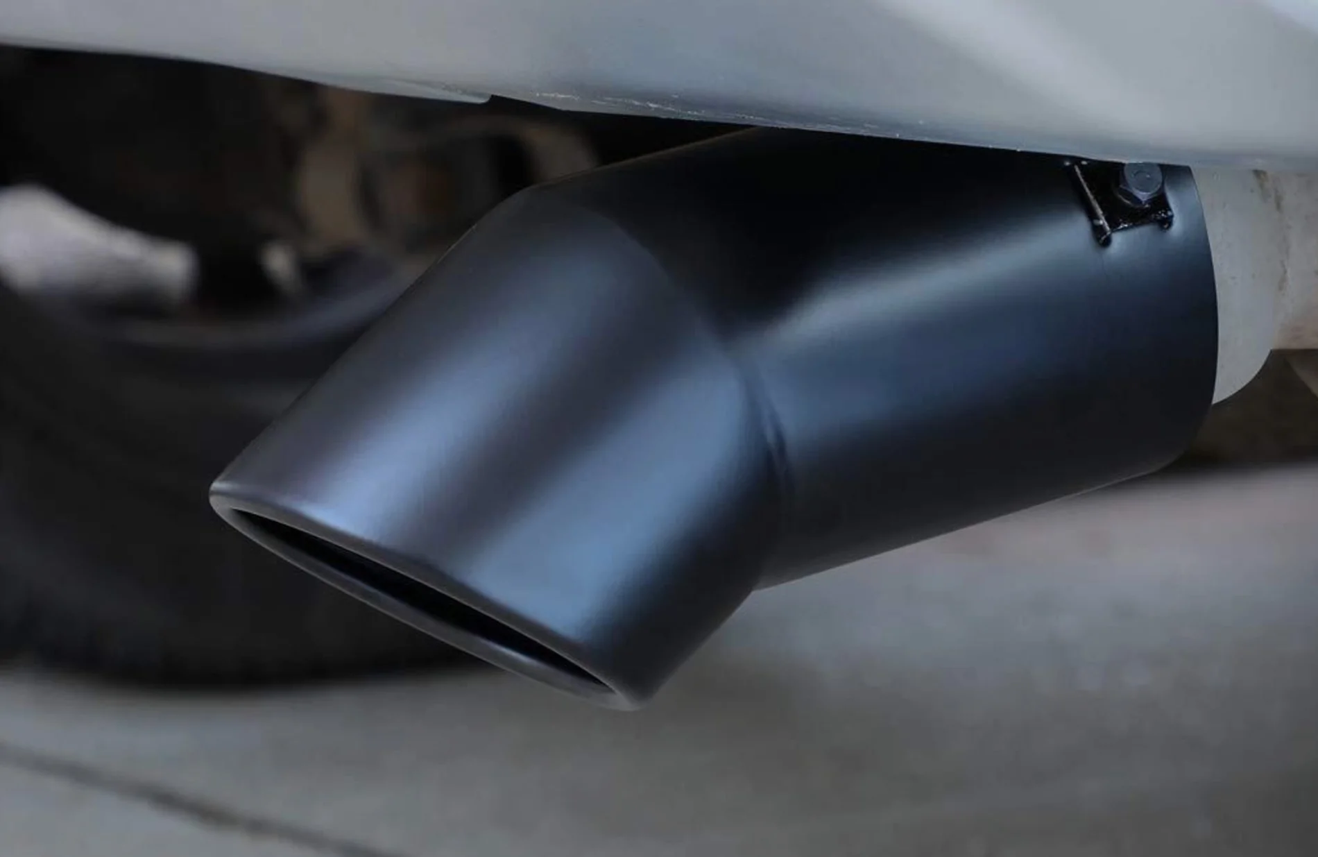 Ford Ranger Looking for some black turn down exhaust tips for fitting onto a Ranger Raptor. IMG_6380