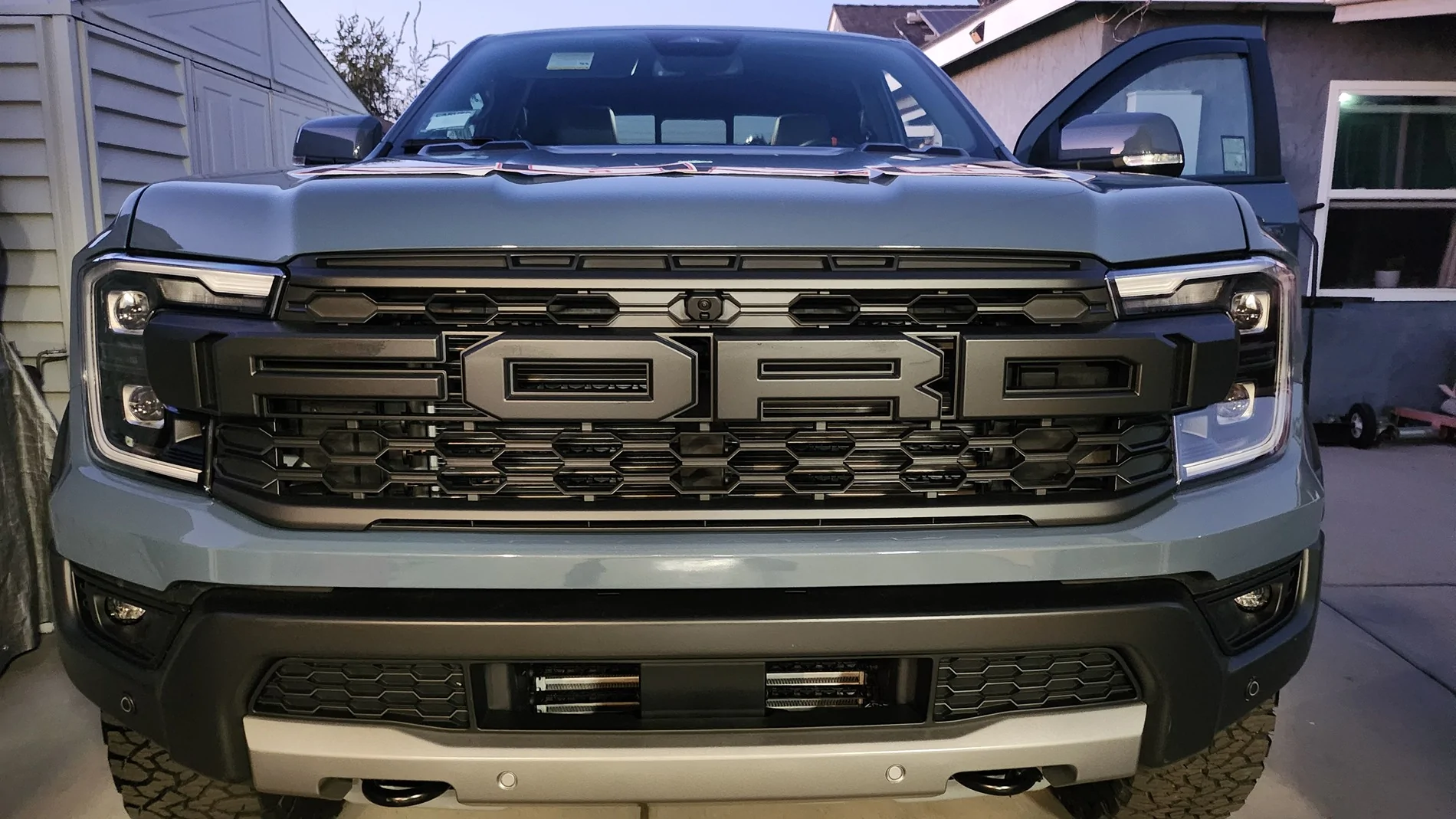 Ford Ranger RC MUSTANG Azure Gray Raptor Build 20260115_173031