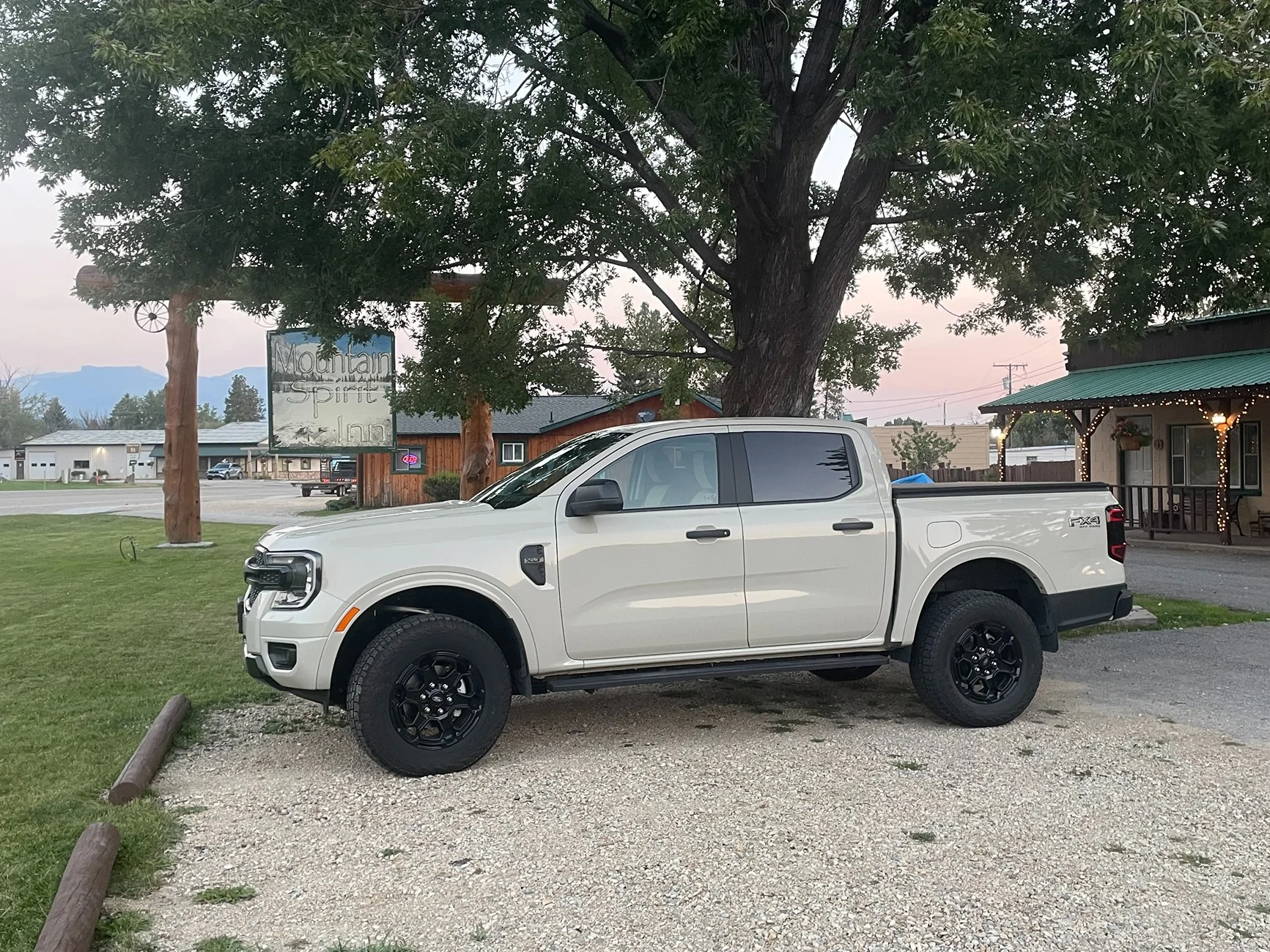 Ford Ranger 265/70/18 Michelin LTX Trail tires on 2025 Lariat FX4 IMG_1689