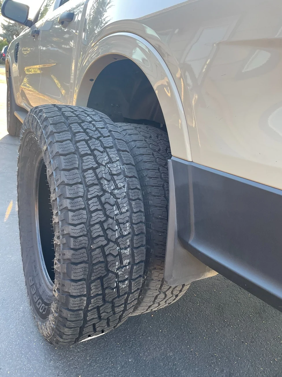 Ford Ranger 265/70/18 Michelin LTX Trail tires on 2025 Lariat FX4 IMG_1657