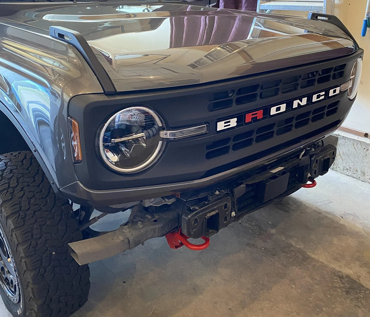 Ford Ranger So what bends in a light front bumper collision?  Asking for a friend... Bronco Bumper Removed (1)