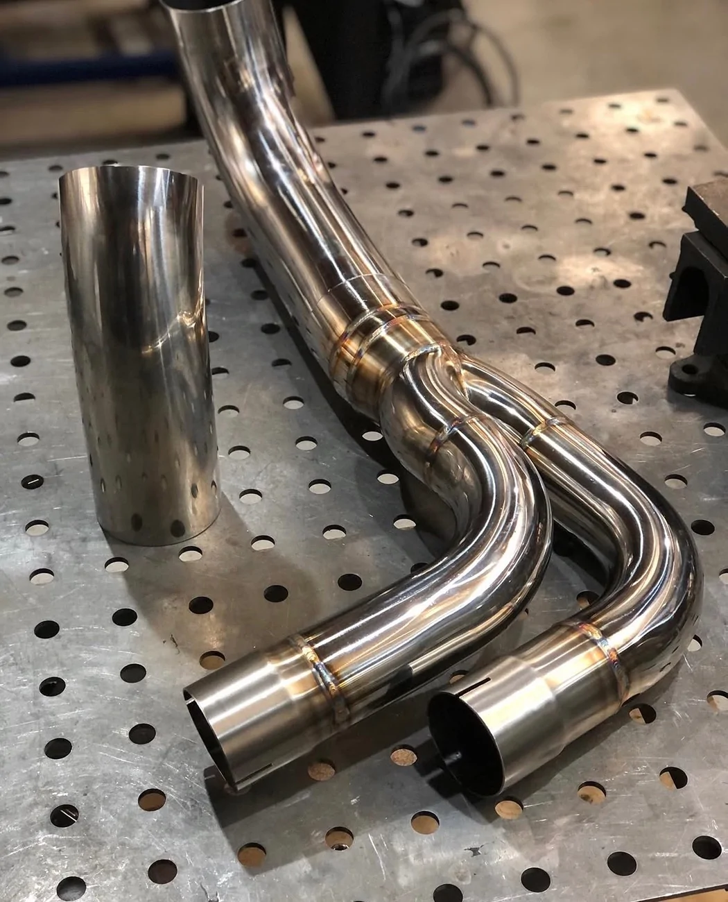 Ford Ranger Exhaust WISH--Trombone, H-Pipe then 2 into 1 3.5" single exit IMG_1631