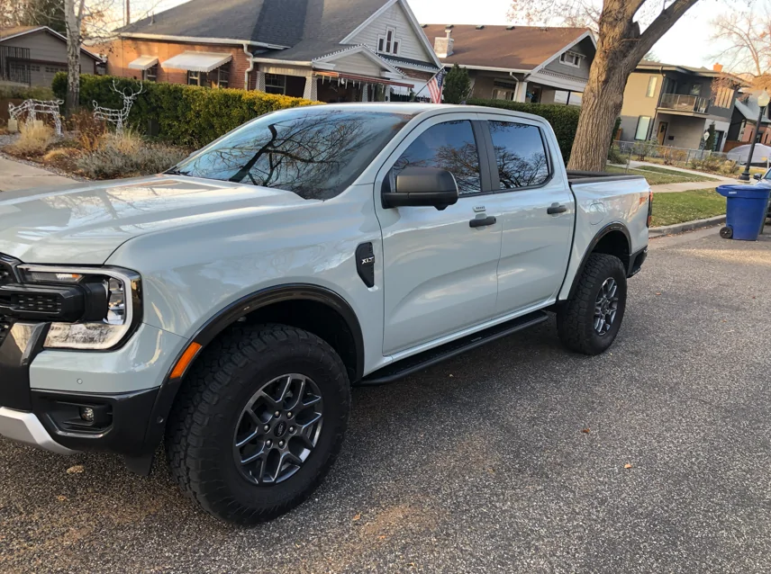 Ford Ranger RealTruck Go Rhino Dominator D6 Running Boards installed Go Rhino rock slider DDS- 1