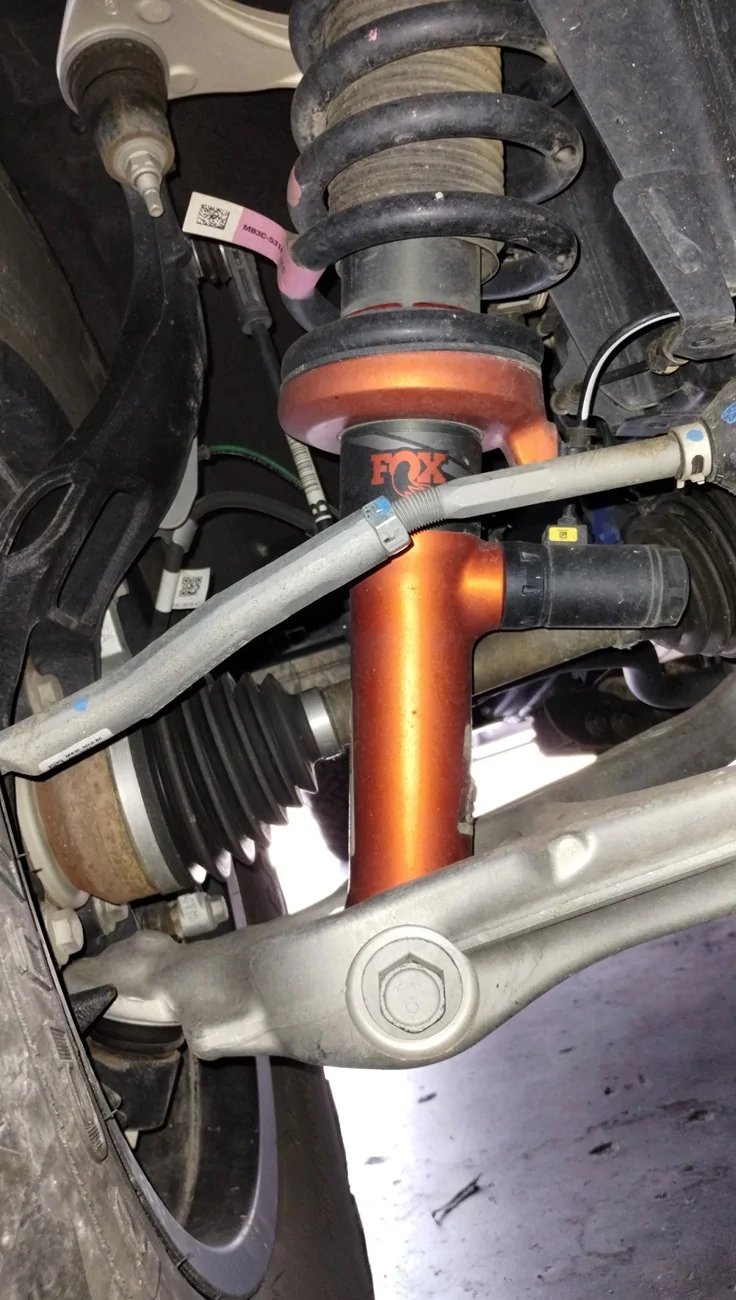 Ford Ranger Bent tie rod.. ISO Stock Right Tie Rod Inner + Outer RR IMG_1275