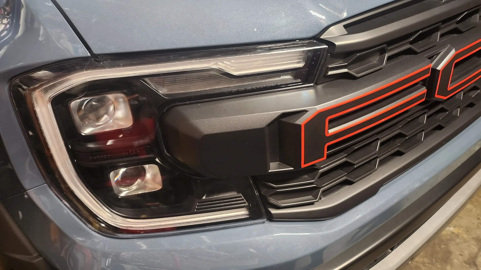 Ford Ranger RC MUSTANG Azure Gray Raptor Build 20260128_173331