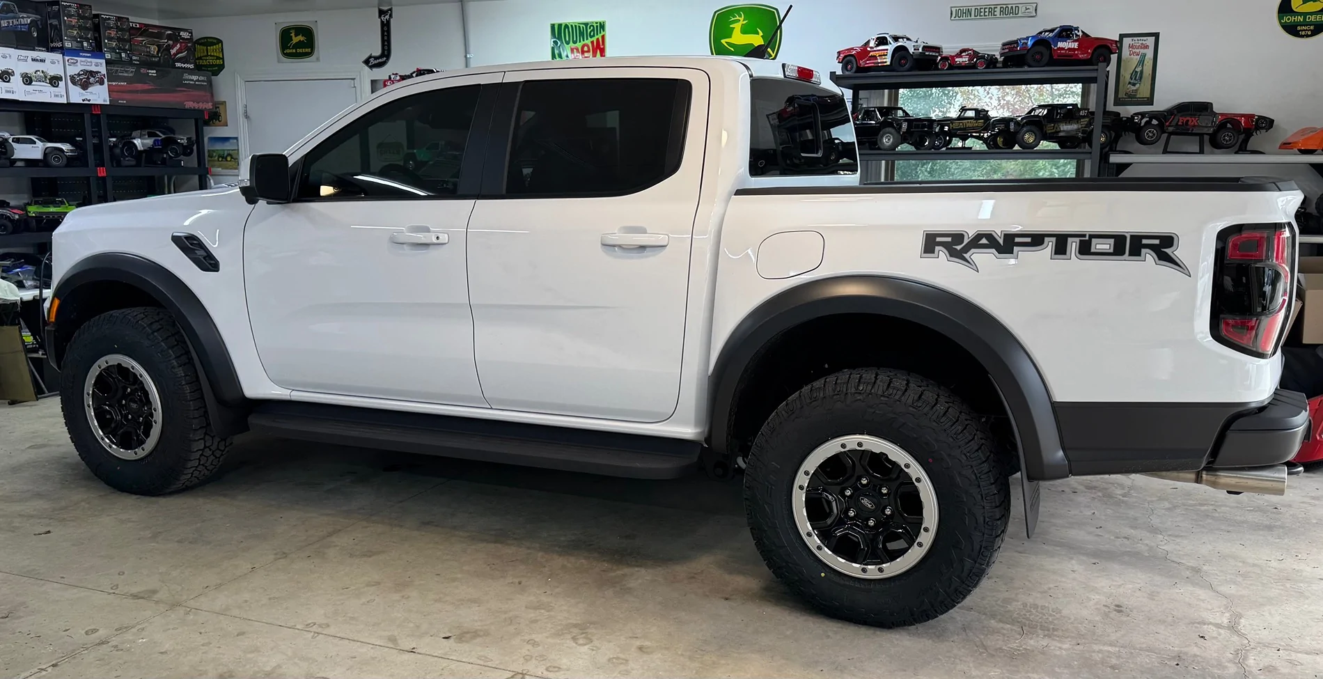 Ford Ranger Mud Flap / Splash Guard Options - Recommendations? IMG_4350
