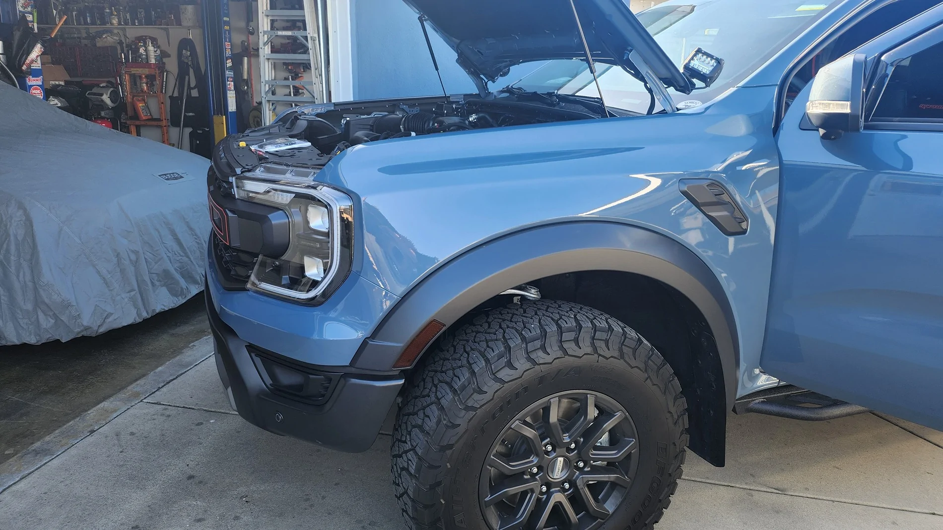 Ford Ranger RC MUSTANG Azure Gray Raptor Build 20260130_144111