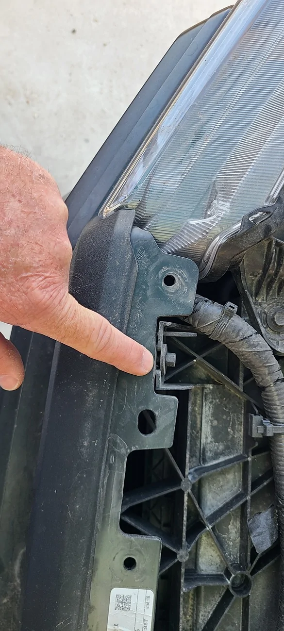 Ford Ranger Ranger Raptor grill on regular Ranger - DIY install with pics 20260204_093402