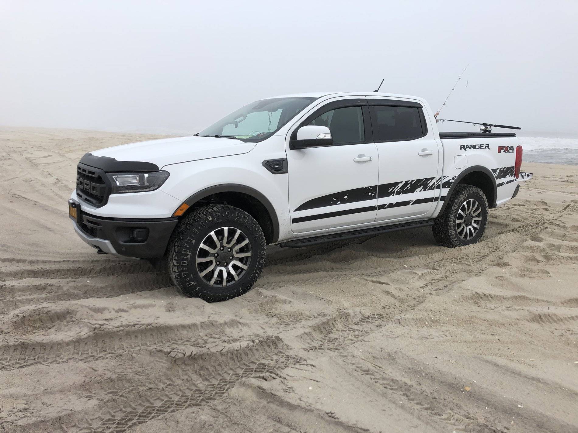 Ford Ranger Ranger on sand DE06C872-8051-4208-9D17-44CE1D4C027E