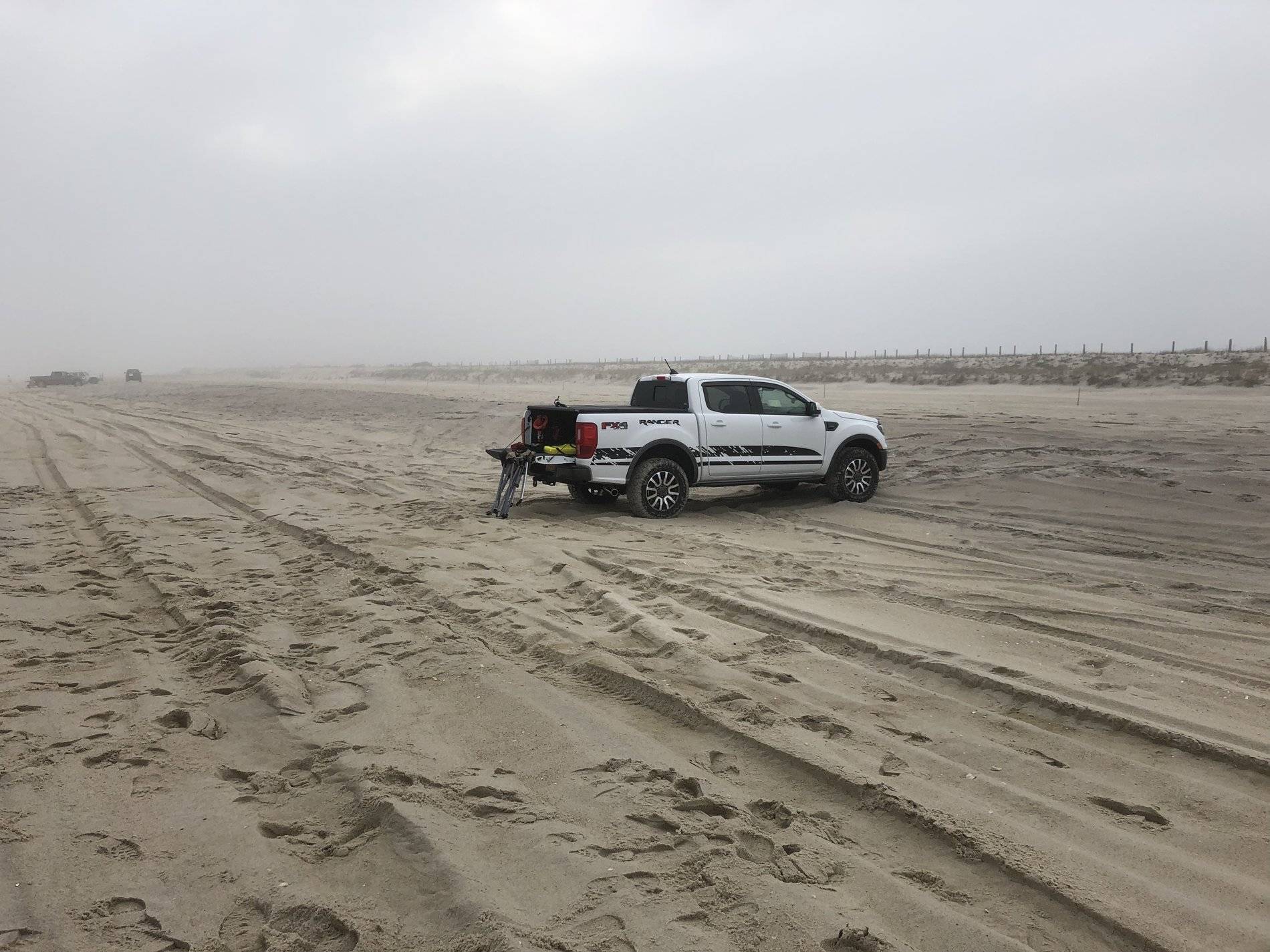 Ford Ranger Ranger on sand EF7CAA9D-21BC-4702-B964-8CF982757751
