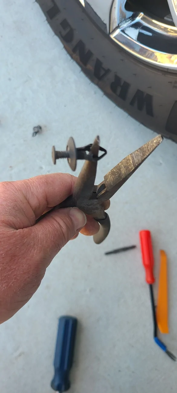 Ford Ranger Installing bed side steps on Ranger XL / XLT - DIY instructions 20260206_142800