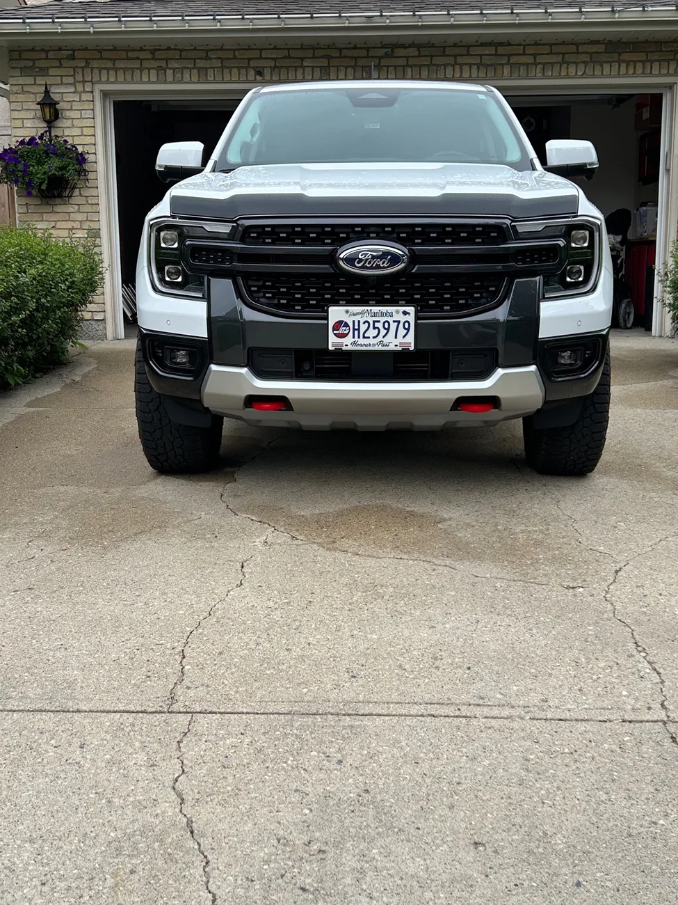 Ford Ranger Aeroskin hood protector thoughts? IMG_0467