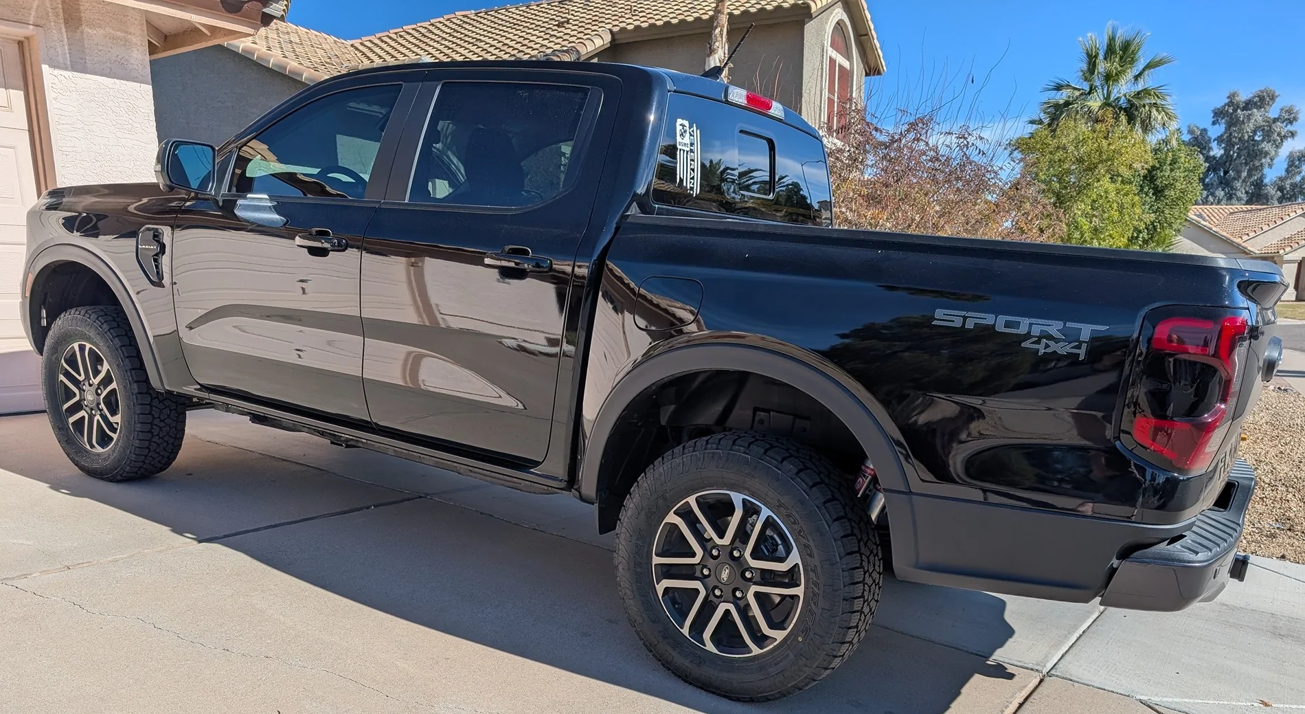 Ford Ranger My '25 black Lariat PXL_20260114_202852315