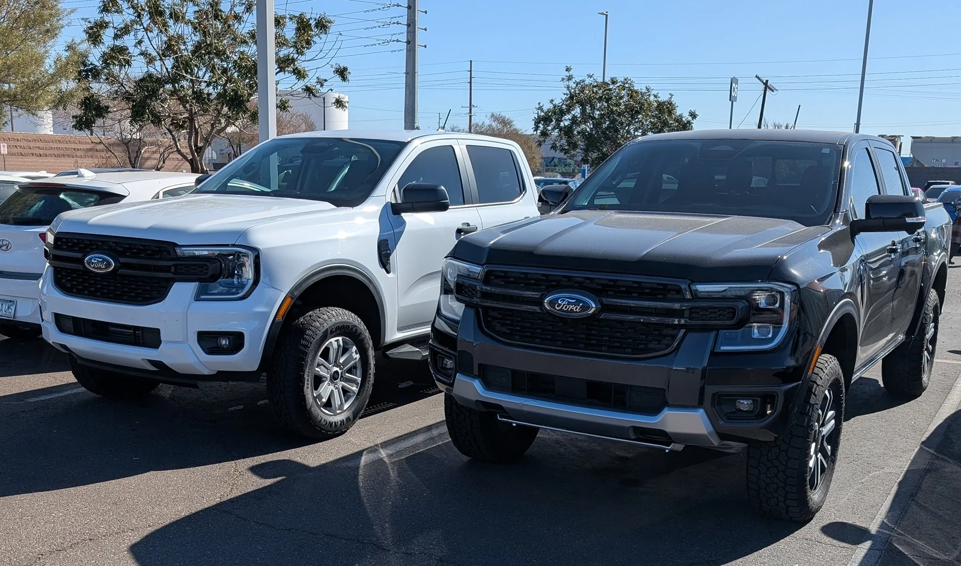 Ford Ranger My '25 black Lariat PXL_20260130_205458290.MP