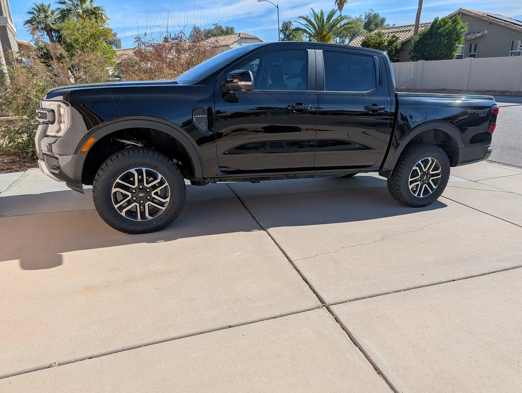 Ford Ranger My '25 black Lariat PXL_20260114_202820447