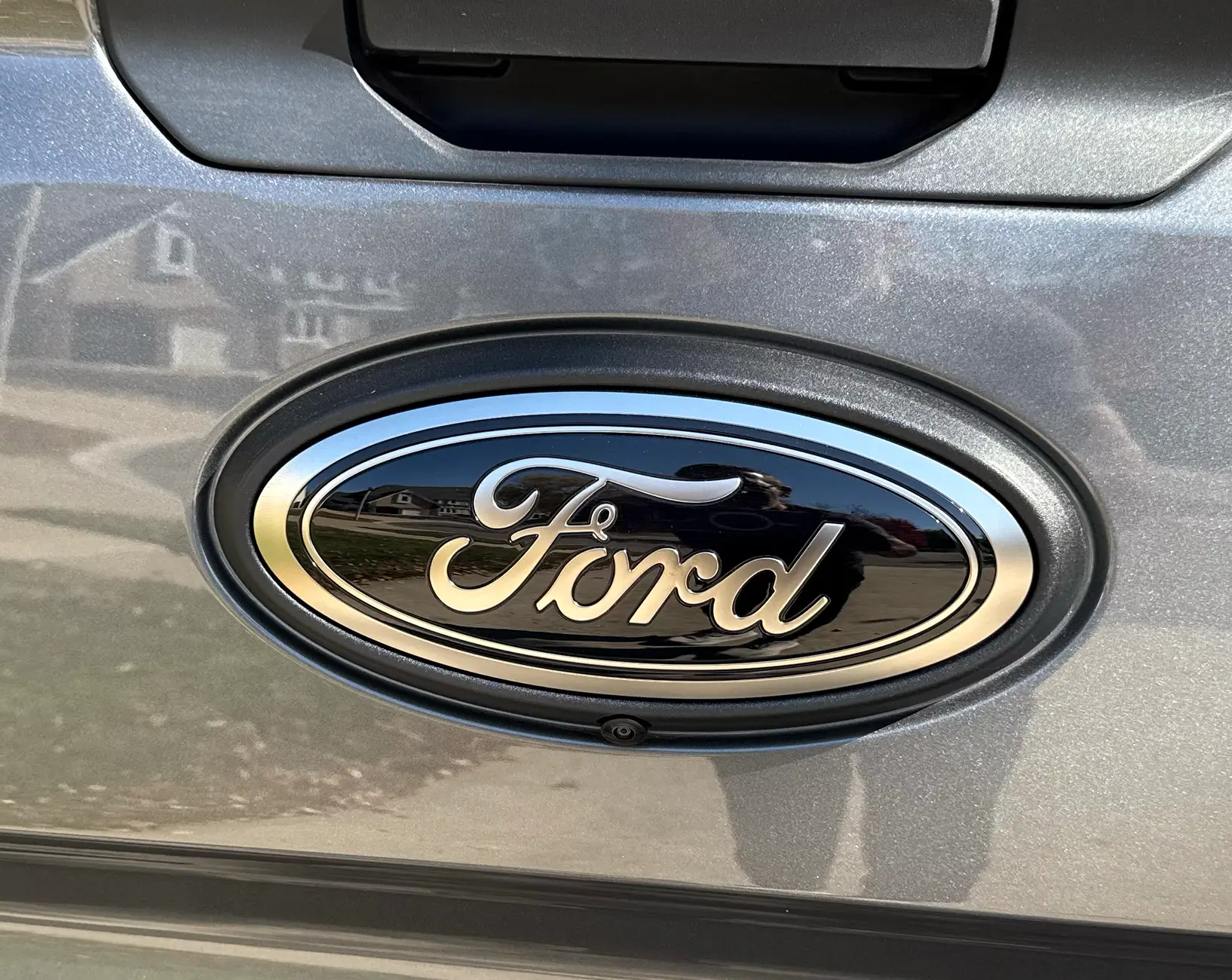 Ford Ranger Not a fan of Lariat wheels, so this is what I did... powder coated dark color tempImageT6exGu