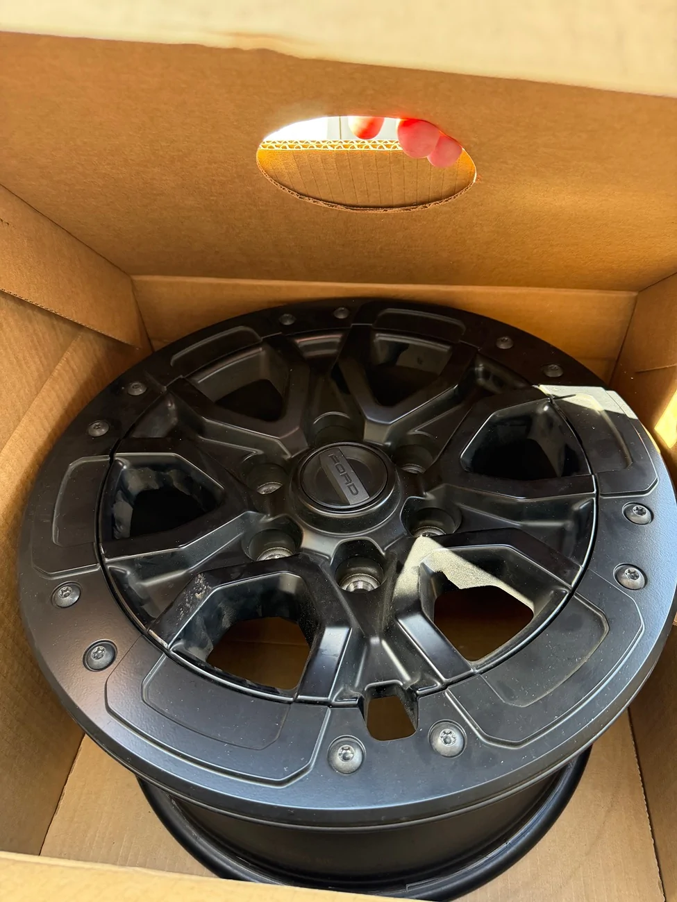 Ford Ranger Ranger Raptor Beadlock oem wheels IMG_9590
