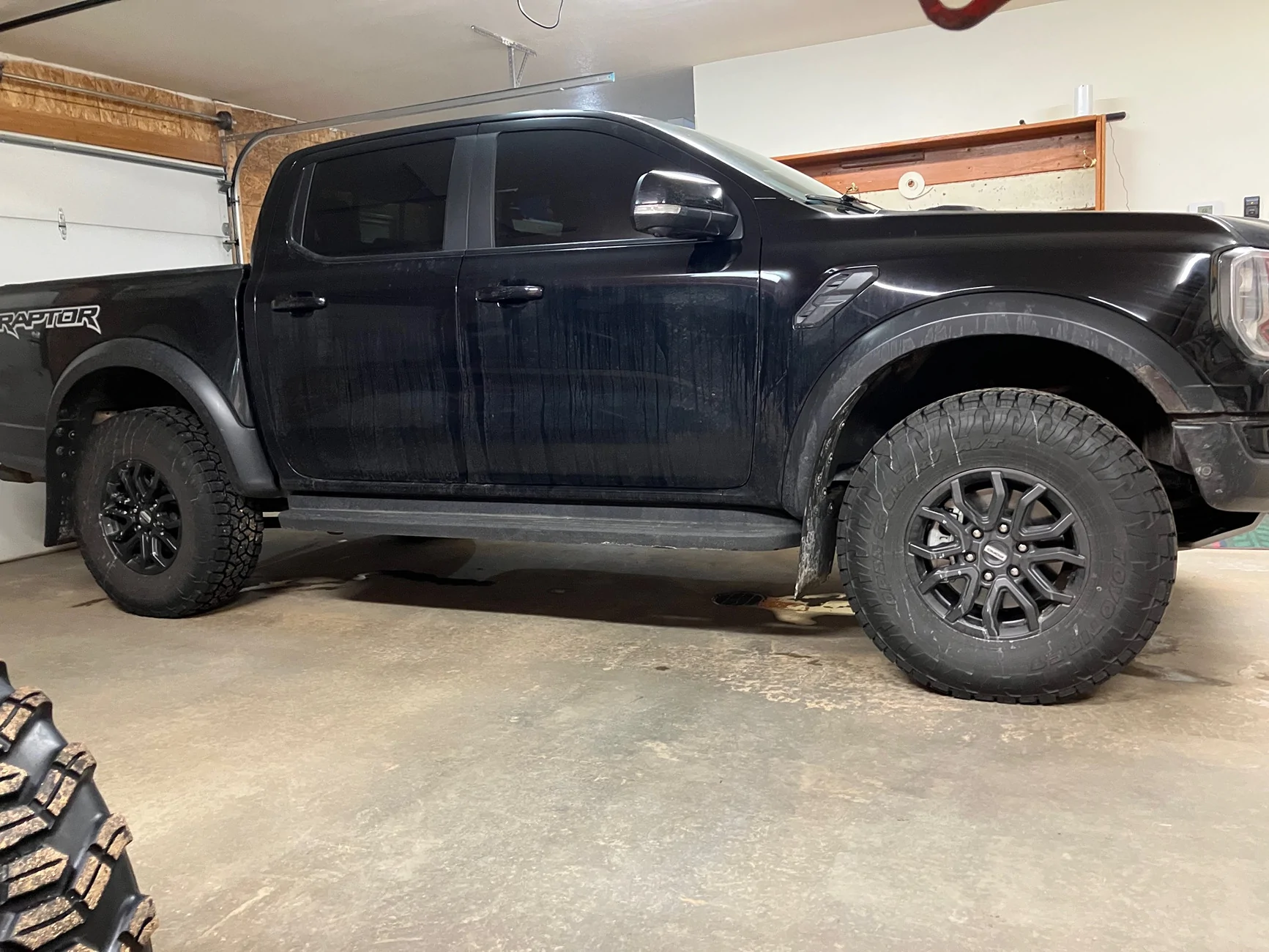 Ford Ranger Raptor stock wheels and 35s? *UPDATED* IMG_4511