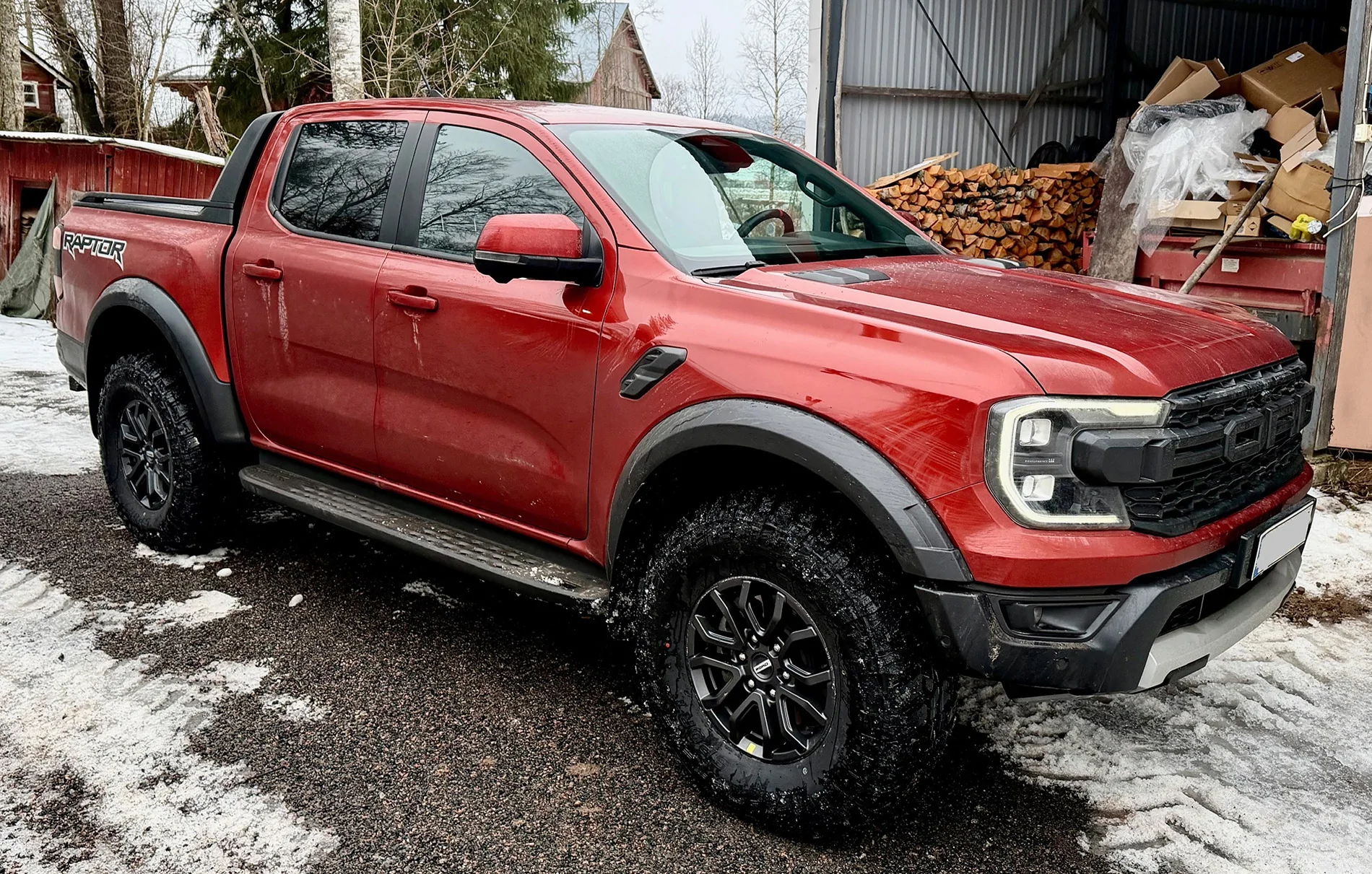 Ford Ranger Big Tire Surgery Tutorial: Trimming / Cutting to Fit Large Tires RR renkaat 2