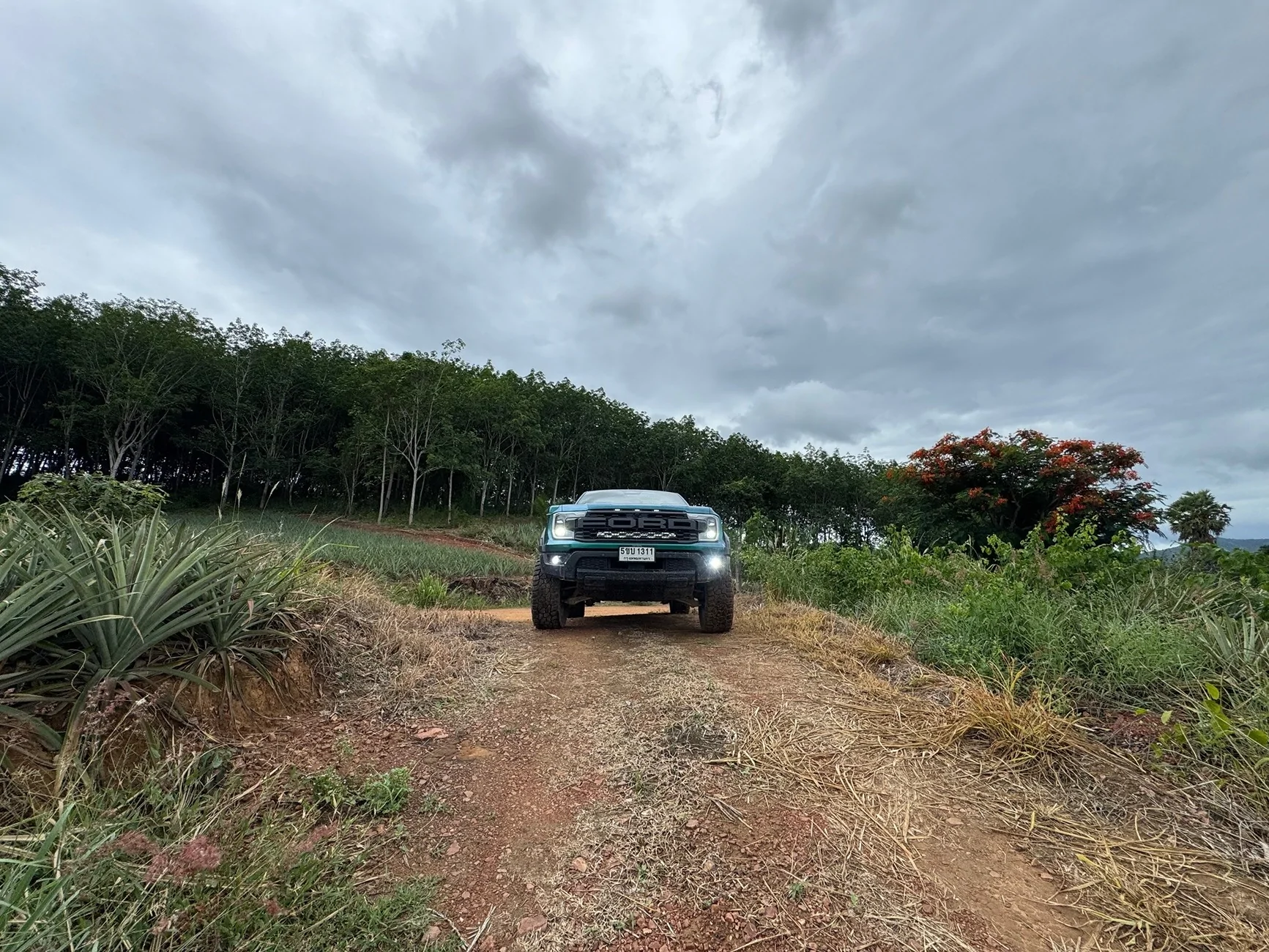 Ford Ranger Who's running 20" wheels? rr2