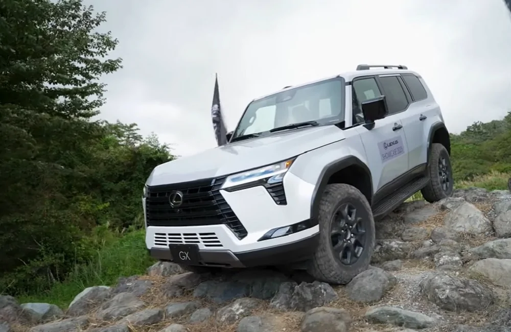 Ford Ranger Would you trade in your Ranger if they released the Everest in the US? 1772659688717-ix