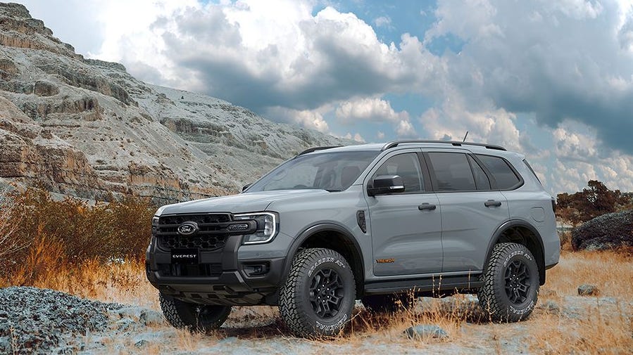 Ford Ranger Would you trade in your Ranger if they released the Everest in the US? 2-66c76126a2eda.jpg?crop=0.832xw:0.753xh;0.168xw,0