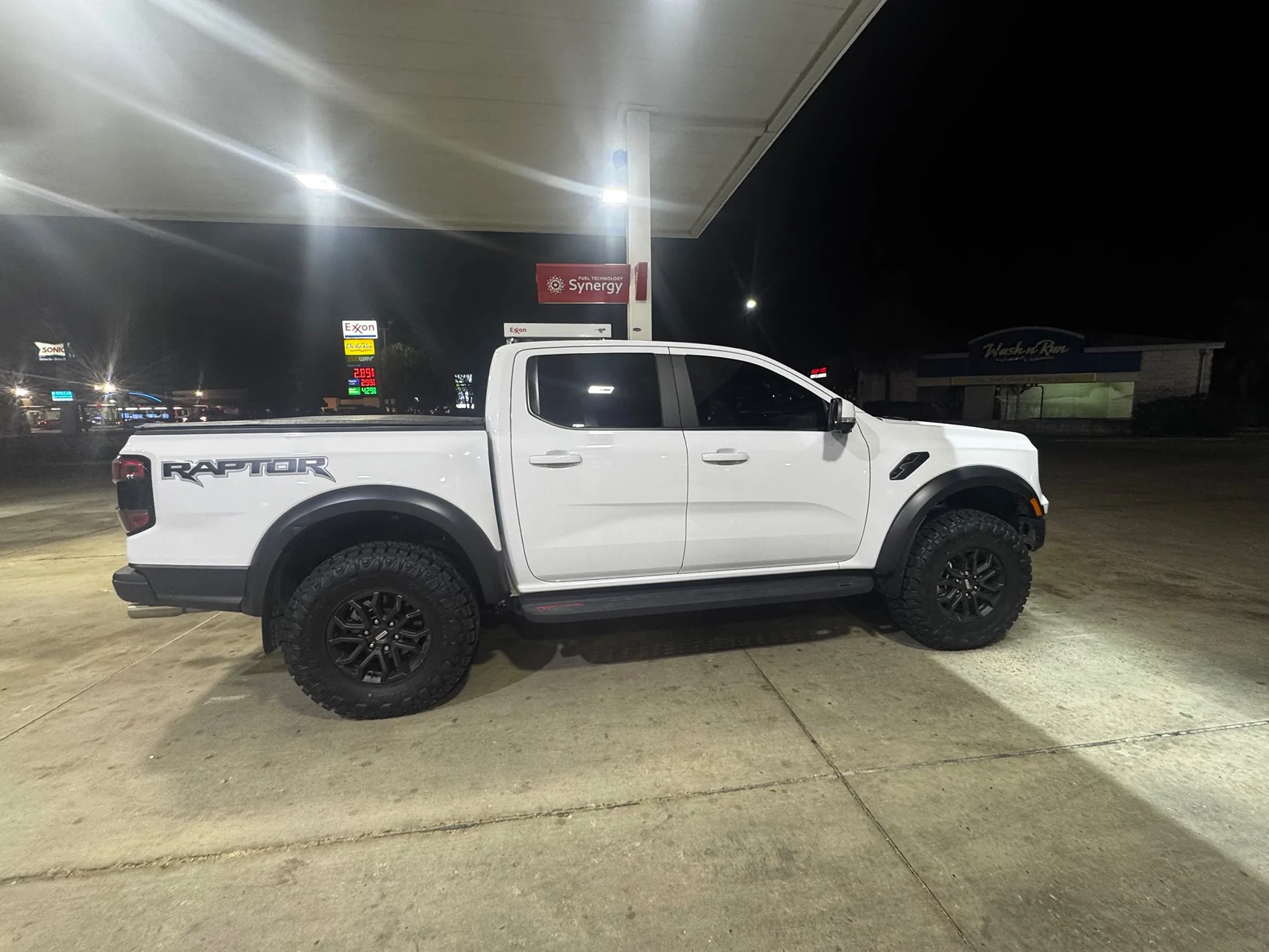 Ford Ranger Raptor stock wheels and 35s? *UPDATED* IMG_1609