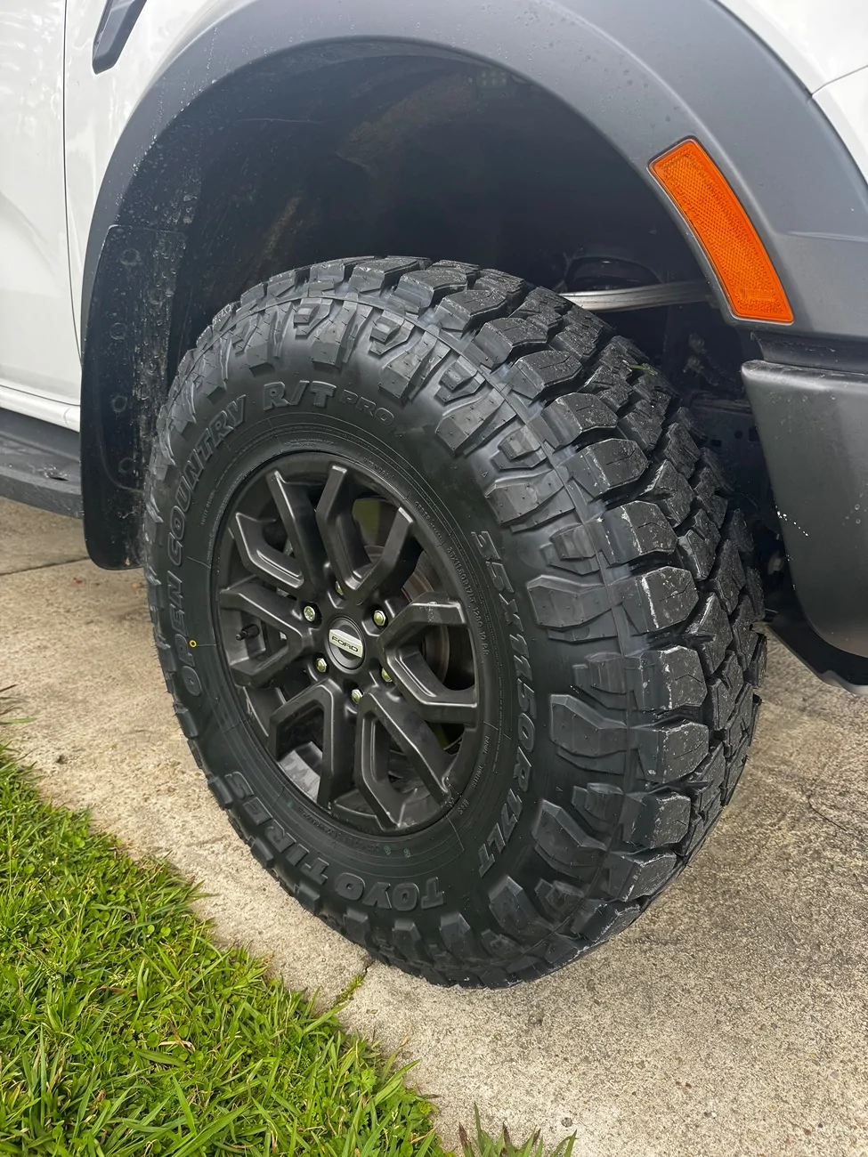 Ford Ranger Raptor stock wheels and 35s? *UPDATED* IMG_1542