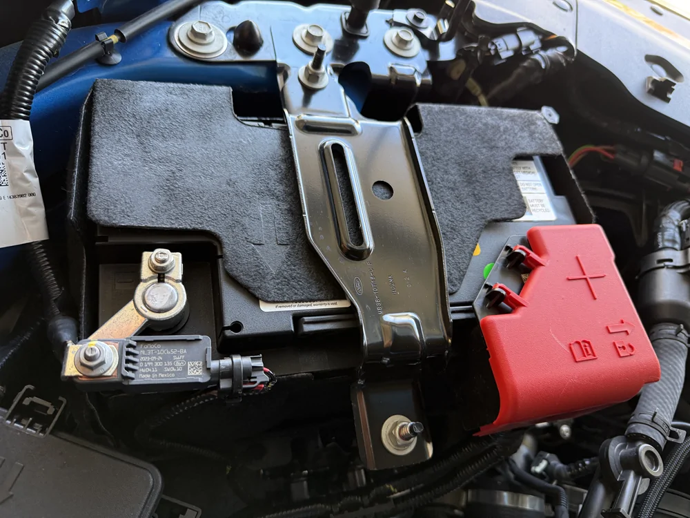 Ford Ranger H7 94R AGM Battery Conversion IMG_4519