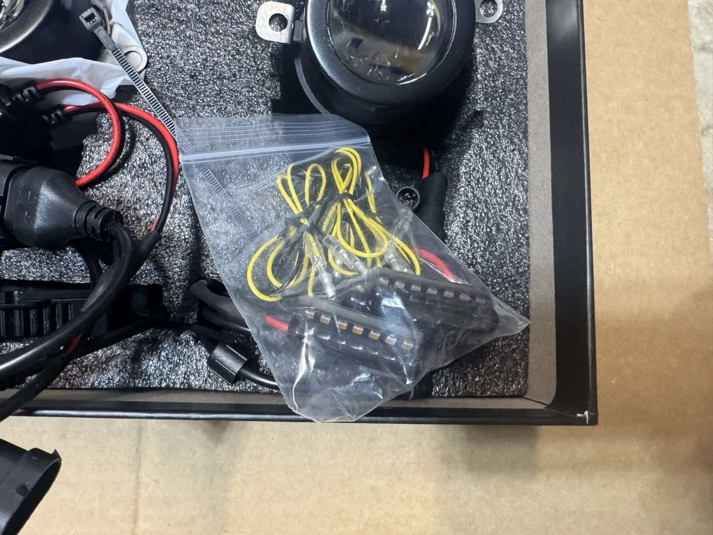 Ford Ranger Signature Lux Yellow LED Fog lights (New in Box) + Raptor Lights LS Fog3
