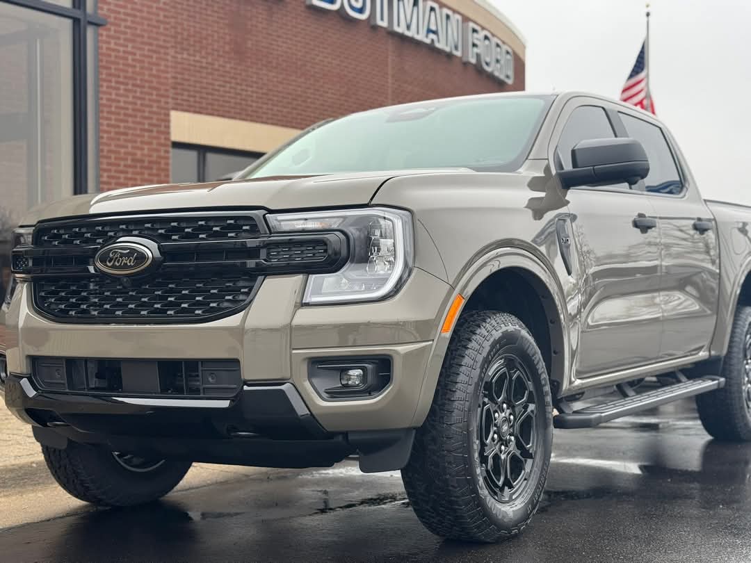 Ford Ranger 2025 Marsh Gray XLT 2.7L build 2051